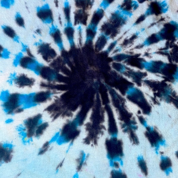 Hand dipped tye dye tee - Picture 2 of 2